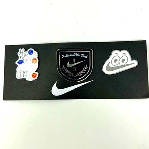 3‎ Nike Pin In other Collectible Pin-backs